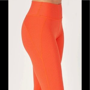 Glyder Ribbed Jubliant Leggings Size Large